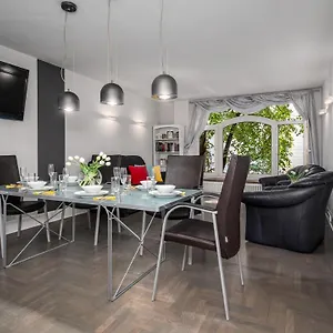 Zielone Powisle - Centre By Sun & Snow Apartament